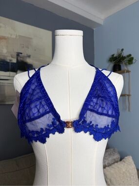 Savage X Fenty Blue Lace Strappy Bralette Bra Size Large NWT